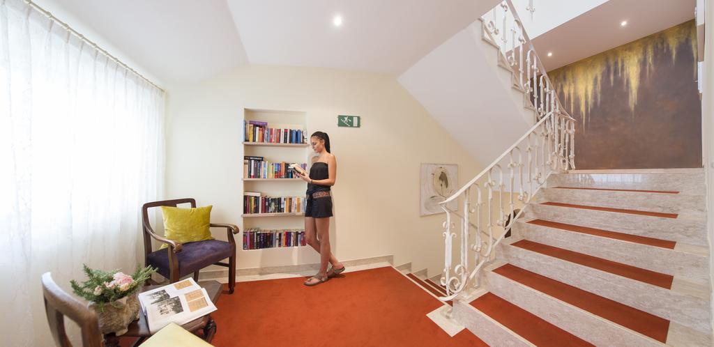 Residence Mignon ริเฟียโน ภายนอก รูปภาพ